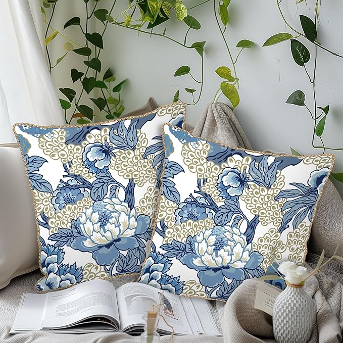 KSLIDS Vintage Floral Soft Velvet Throw Pillow Covers Set of 2 Blue Beige Floral Decorative Pillow Covers 18x18 Inch Chinoiserie Retro Pillow Case for Sofa Couch Bedroom Farmhouse Home Decor