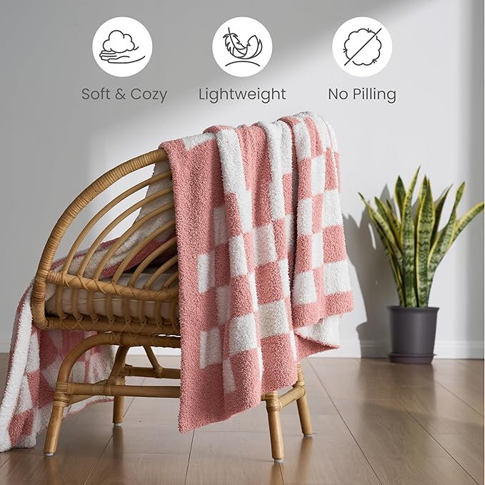 Joiedomi Throw Blanket for Couch, Pink White Checkered Knitted Blankets Gifts for Women Mom Girls, Cozy Cute Soft Throw Home Room Decor Aesthetic Women Mothers Birthday Gifts 50x70 Inches