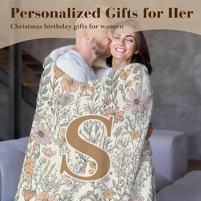 JXREQ Throw Blanket Initial Letter S Personalized Monogrammed Gifts for Women Teen Girls Frends, Boho Floral Throw Blankets for Bed Sofa Living Room Office, 50x60 Inch