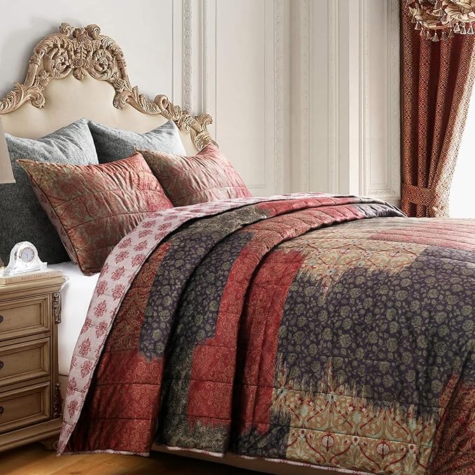 HORIMOTE HOME Velvet Patchwork Quilt King Size, Reversible Vintage Pattern Bedspread Luxury Cozy Vlevet Comforter 3-Pieces Coverlet Bedding Set for All Season (Burgundy)