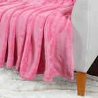 MACEVIA Twin Blanket Flannel Fleece Blankets for Couch, Fuzzy Cozy Lightweight Warm Comfort Super Soft Fluffy Plush Blankets for Bed Sofa 260GSM, Suitable for All Seasons (Pink,60x80inches)