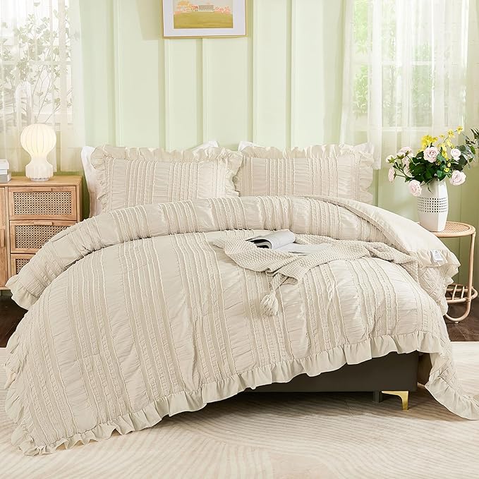 WONGS BEDDING Beige Ruffle Queen Comforter,Boho Shabby Chic Bedding for Queen Bed,Soft Seersucker Farmhouse Bedding Set with 1 Ruffled Comforter,2 Tufted Pillowcases 90"×90"