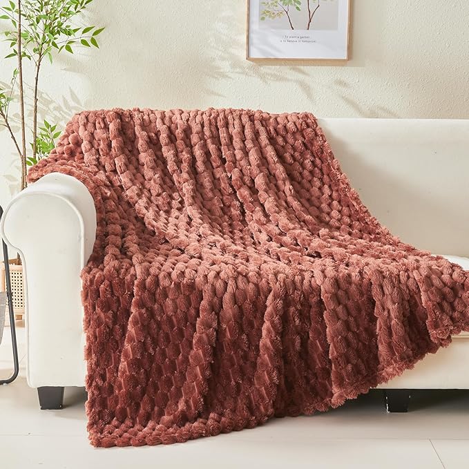NEWCOSPLAY Super Soft King Blanket Coffee Premium Silky Flannel Fleece 3D Clouds Stylish Jacquard Lightweight Bed Blanket All Season Use 350GSM (Coffee, King(90"x110"))