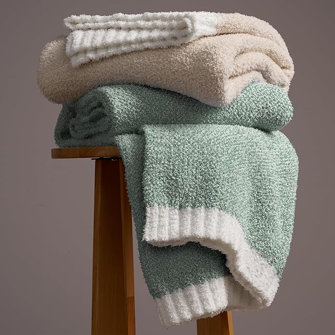 Joiedomi Throw Blanket for Couch Bed, Sage Green Knitted Blankets Gifts for Women Mom Girls, Cozy Cute Soft Throw Home Room Decor Aesthetic for Women Mothers Birthday Gifts 50x60 Inches