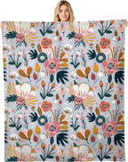 Throw Blanket for Couch, 300GSM Warm Soft Cozy Flannel Blanket, Cute Blanket for All Seasons Bedroom Home Decor Gifts, Cute Boho Flowers 50x60 Inches