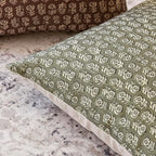 Foindtower Set of 2 Decorative Neutral Floral Print Throw Pillow Covers Vintage Accent Farmhouse Cushion Covers Boho Home Decor for Sofa Couch Chair Bedroom Living Room,20×20 Inch,Sage Green