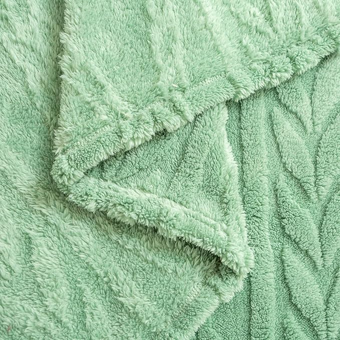 YUSOKI Queen Size Blanket Single Layer,Weight(4.4lb),370GMS-3D Stylish Design for Gift Home Decor (Sage Green,90"x90")