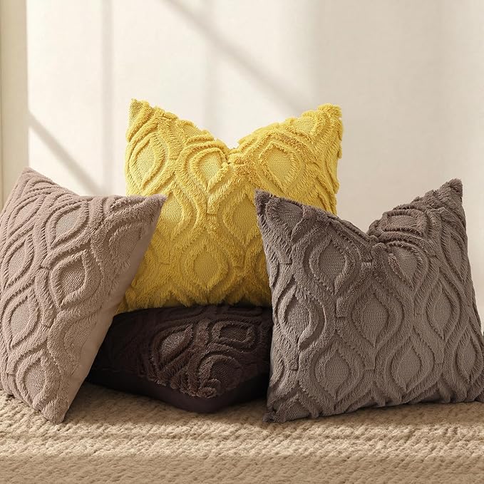 decorUhome Cozy Textured Throw Pillow Covers 18x18 Inch Set of 2, Soft Plush Faux Wool Brown Accent Couch Pillow Covers for Modern Farmhouse Sofa Bed Living Room