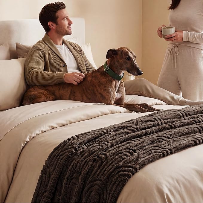 Bedsure GentleSoft Fleece Blanket Queen Size for Bed - Super Soft & Cozy, Fluffy Blankets for Women & Girls, Ideal for Sofa & Couch, Dark Brown, 90x90 Inches