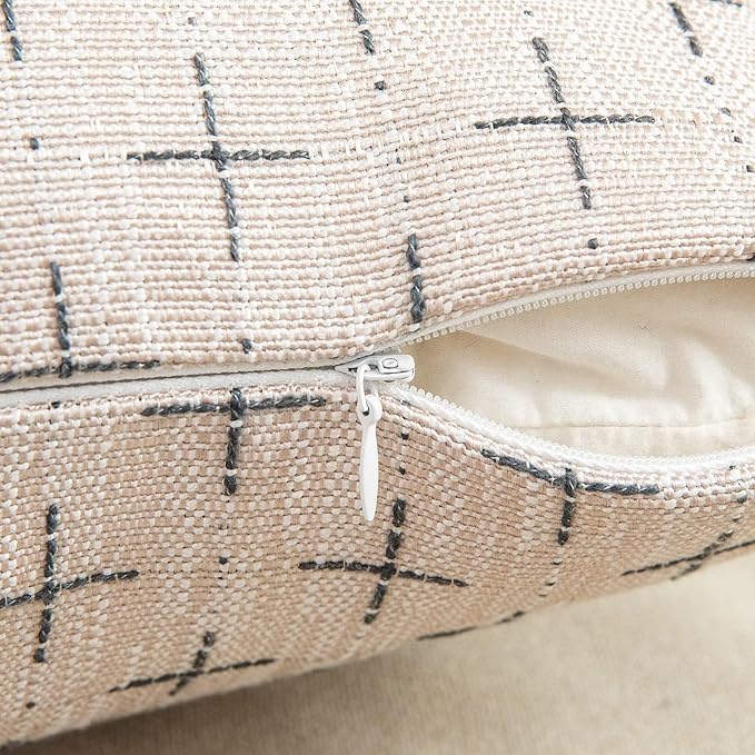 MIULEE Pack of 2 Decorative Burlap Linen Christmas Throw Pillow Covers Modern Farmhouse Pillowcases Rustic Woven Textured Cushion Cover for Sofa Couch Bed 22x22 Inch Beige