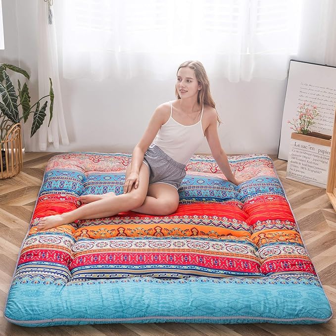 MAXYOYO Bohemian Retro Mattress Vintage Floral Japanese Futon Roll Up Tatami Floor Mat Foldable Bed Portable Camping Mattress Sleeping Pad Floor Lounger Couch Bed Full Size
