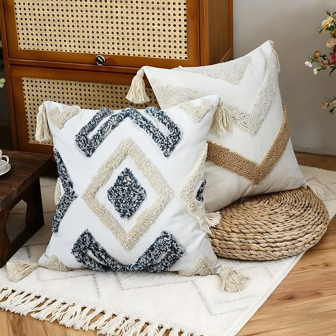 Boho Throw Pillow Covers 18x18 Inch with Tassels, Blue White Tufted Square Pillow Covers Bohemian Farmhouse Decorative Woven Cushion Cover for Couch Sofa Bedroom Living Room Home Decor
