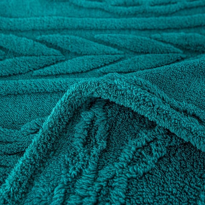 YUSOKI Twin XL Blanket Single Layer,Weight(3.1lb),370GMS-3D Stylish Design for Gift Home Decor (Teal,65"x90")