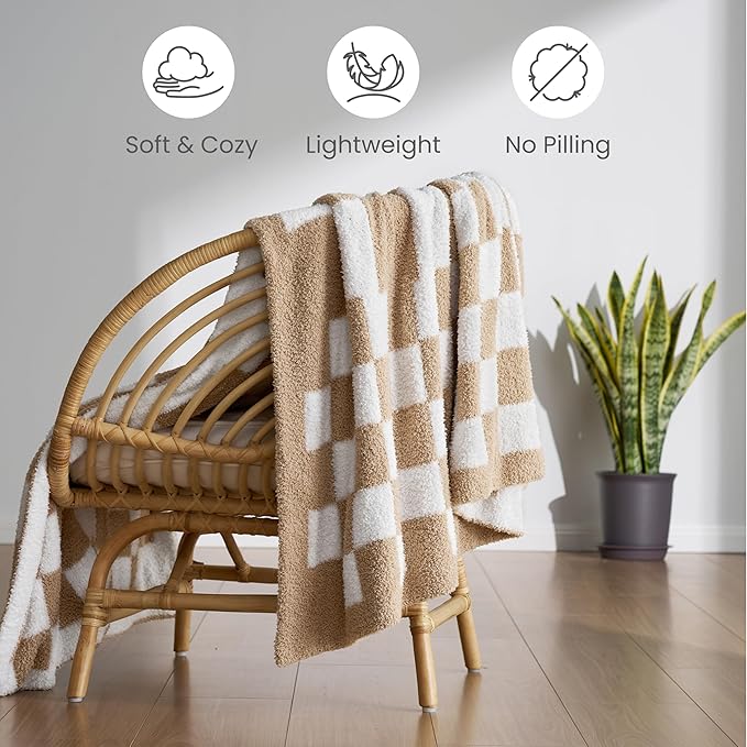 Joiedomi Throw Blanket for Couch Bed, Checkered Knitted Blankets Gifts for Women Mom Girls, Cozy Cute Soft Throw Home Room Decor Aesthetic for Women Mothers Birthday Gifts 50x60 Inches