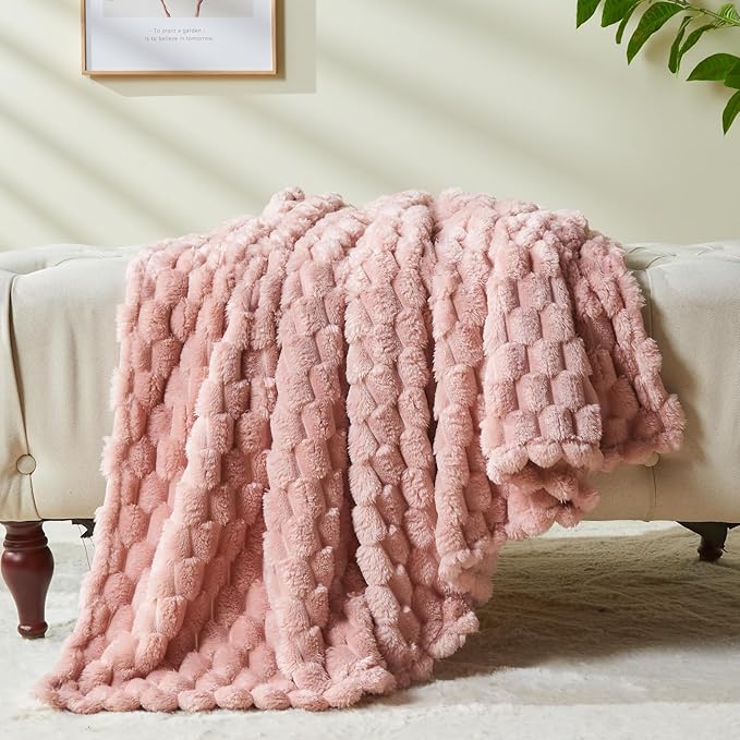 NEWCOSPLAY Super Soft Queen Blanket Pink Premium Silky Flannel Fleece 3D Clouds Stylish Jacquard Lightweight Bed Blanket All Season Use 350GSM (Pink, Queen(90"x90"))