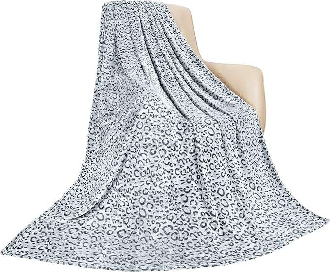 MACEVIA Flannel Fleece Cheetah Print Blanket, Leopard Throw Blanket for Women, Soft Animal Print Blankets Cozy Comfy for Bed Sofa Couch 260GSM, Suitable for All Seasons (Navy Leopard,50x60inches)