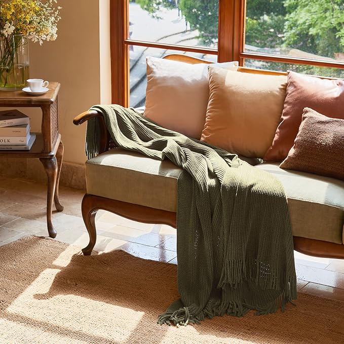 lifein Throw Blanket for Couch, Soft Green Boho Decor Bed Throw,Cozy Knitted Chenille Farmhouse Lightweight Throw (Olive Green,60 * 80")