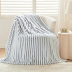 NEWCOSPLAY Super Soft Twin Blanket Black and White Premium Silky Flannel Fleece 3D Ribbed Jacquard Lightweight Bed Blanket All Season Use (Black and White Ribbed, Twin(60"x80"))