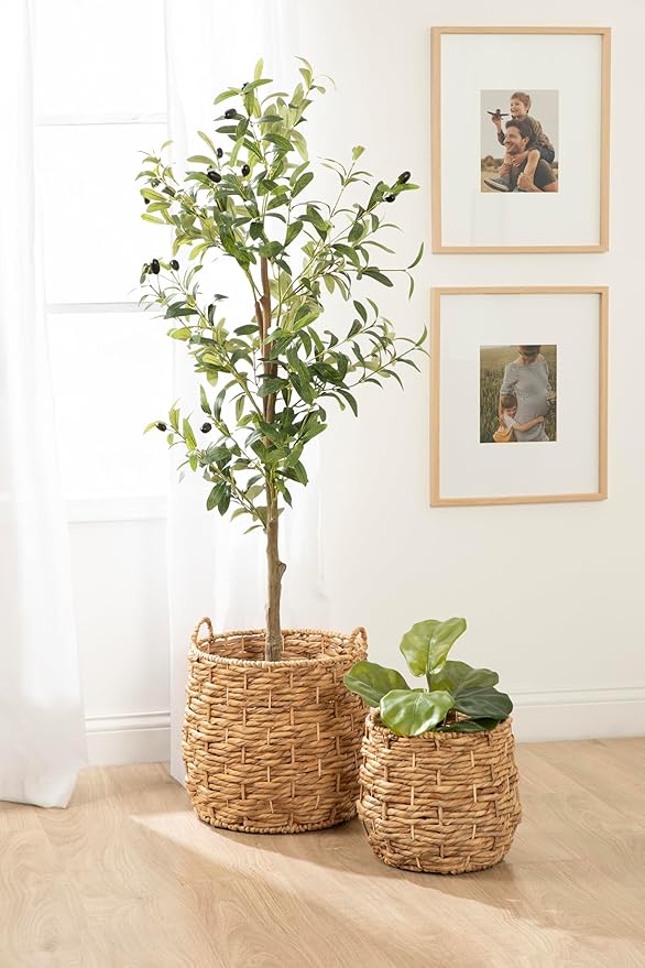 Kate and Laurel Livia Modern Two-Piece Woven Basket Set; 16 x 16 and 13 x 13; Natural Water Hyacinth; Transitional Natural Wicker Baskets for Use as Woven Planters or Living Room Blanket Baskets