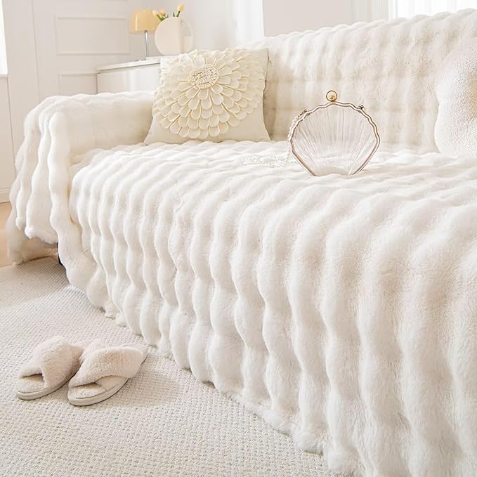 VClife Soft Plush Faux Fur Couch Cover, Warm Fuzzy White Sofa Covers for 3 Cushion Couch Sofa (71"x134") Non Slip Couch Covers for Dog Cat Washable Thick Furniture Protector for Pets