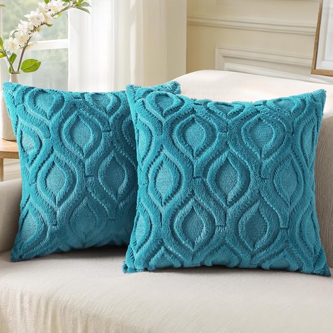 decorUhome Cozy Textured Throw Pillow Covers 20x20 Inch Set of 2, Soft Plush Faux Wool Teal Accent Couch Pillow Covers for Modern Farmhouse Sofa Bed Living Room