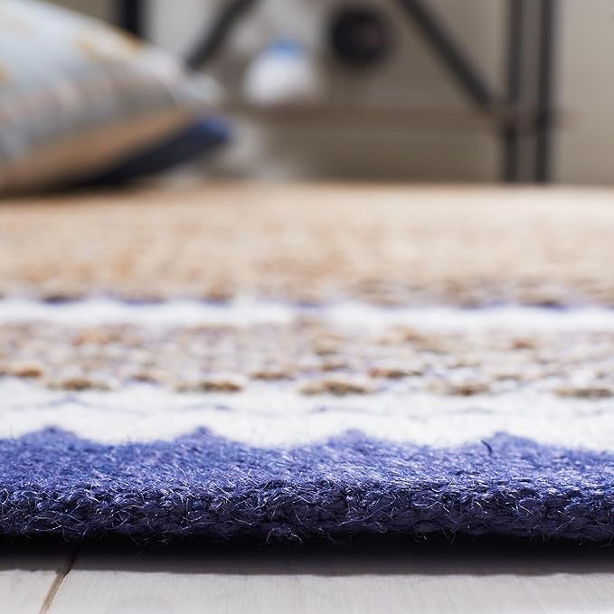 SAFAVIEH Natural Fiber Collection Runner Rug - 2'6" x 8', Natural & Navy, Handmade Farmhouse Boho Coastal Rustic Jute, Ideal for High Traffic Areas in Living Room, Bedroom (NF874N)