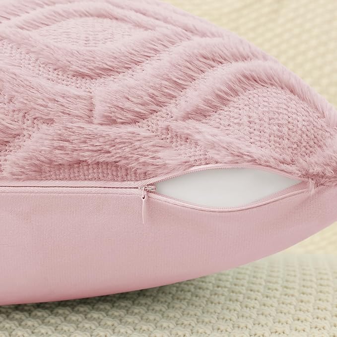decorUhome Cozy Textured Throw Pillow Covers 20x20 Inch Set of 2, Soft Plush Faux Wool Light Pink Accent Couch Pillow Covers for Modern Farmhouse Sofa Bed Living Room