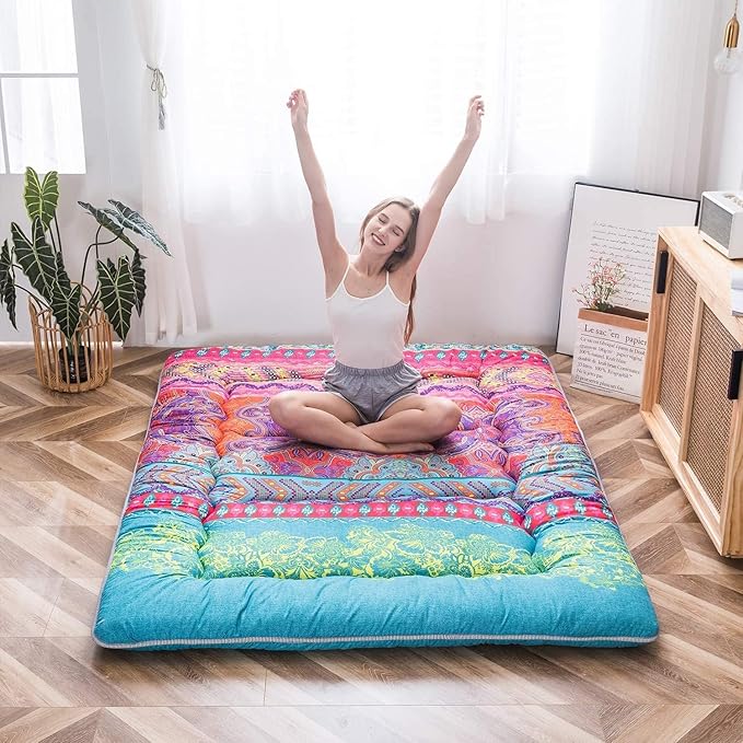 MAXYOYO Bohemian Futon Floor Mattress Boho Floral Style Japanese Tatami Mat Foldable Bed Portable Camping Sleeping Pad Lounger Couch Bed, Queen