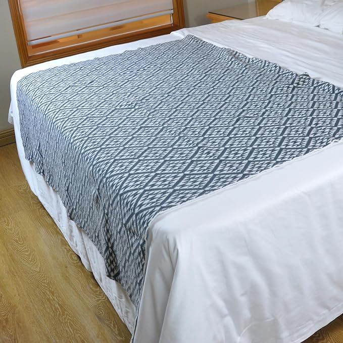 Knitted FullSize Throw Blanket - Lightweight Breathable Summer Soft Blanket of Polyester Imitation Cotton for Anti-Static,Luxury Throws for Bed, Couch and Sofa,Cozy Decorative Blankets,D3