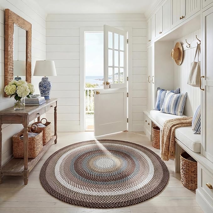 SAFAVIEH Washable Rug Outdoor Braided Collection - 5' Round, Brown & Multi, Handmade & Reversible, Non-Shedding & Easy to Clean, Ideal for Patio, Backyard, Deck, Kitchen, Mudroom (BRD308T)