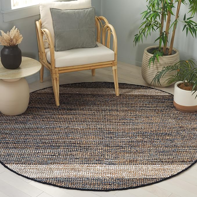 SAFAVIEH Cape Cod Collection Area Rug - 6' Round, Navy & Beige, Handmade Denim & Jute, Ideal for Living Room, Bedroom, Home Office, Dining Space (CAP153N-6R)