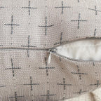 MIULEE Pack of 2 Decorative Burlap Linen Throw Pillow Covers Modern Farmhouse Pillowcase Rustic Woven Textured Cushion Cover for Sofa Couch Bed 20x20 Inch Light Grey