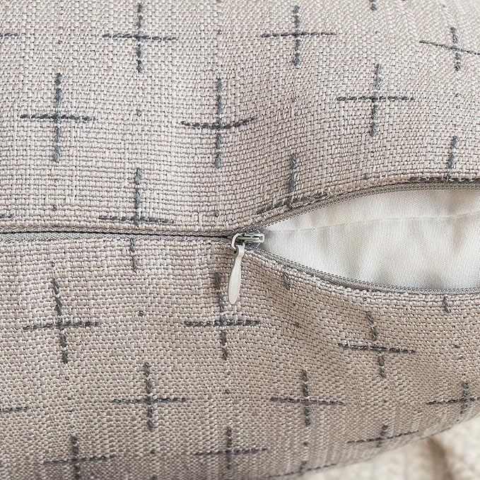 MIULEE Pack of 2 Decorative Burlap Linen Throw Pillow Covers Modern Farmhouse Pillowcase Rustic Woven Textured Cushion Cover for Sofa Couch Bed 20x20 Inch Light Grey