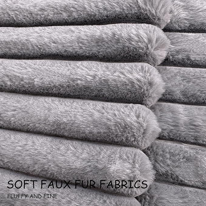 2 Pack 22x22 Pillow Cover Velvet Pillow Covers, Faux Fur Square Throw Pillow Covers for Living Room Decorations Throw Pillow Case, Throw Pillow Cover Cushion Cover for Home Sofa Bedroom Car, Grey