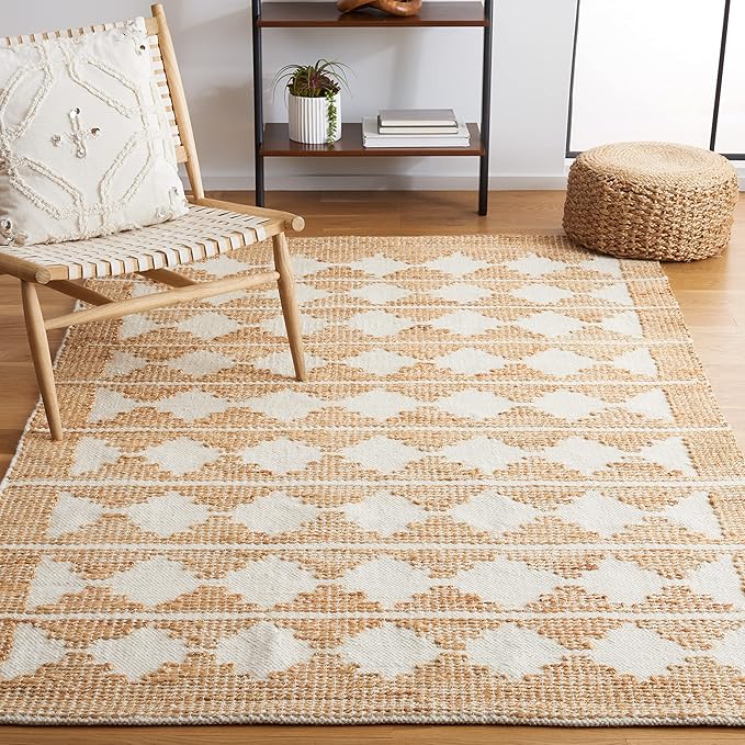 SAFAVIEH Natural Fiber Collection Accent Rug - 4' x 6', Ivory & Natural, Handmade Farmhouse Jute & Wool, Ideal for High Traffic Areas in Entryway, Living Room, Bedroom (NF511A)
