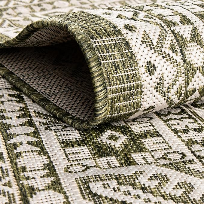 Rugs.com Outdoor Aztec Collection Rug – 5' x 8' Green Flatweave Rug Perfect for Living Rooms, Large Dining Rooms, Open Floorplans