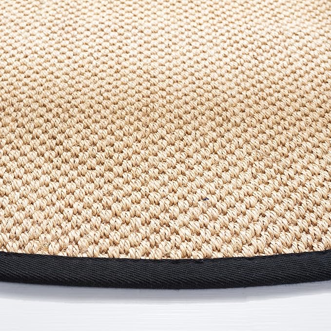 SAFAVIEH Area Rug 4' Round - Natural Fiber Collection - Maize & Black, Sisal, Woven Design with Border (NF141A)