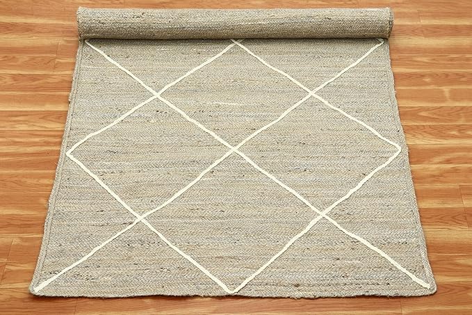 Indian Artisans Hand Braided Jute Kilim Rug 2x3 Area Rug Natural Jute Geometric Pattern Grey White Hand Woven Flatweave Carpet Indoor Outdoor Rugs for Kitchen Garden Yoga Mat