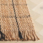 SAFAVIEH Area Rug 8x10 - Natural Fiber Collection - Large - Natural & Black, Handmade Jute, Ideal for Living Room, Bedroom, Dining Space (NF602Z)