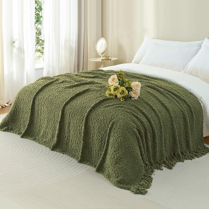 Throw Blanket for Couch, Olive Green Luxury Knitted Throws 50"x60", Textured Blankets with Handmade Fringe Tassels for Bed Sofa Decorative, Chunky Soft Farmhouse Boho Home Decor