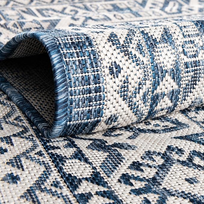 Rugs.com Outdoor Aztec Collection Rug – 3 Ft Round Blue Flatweave Rug Perfect for Kitchens, Dining Rooms