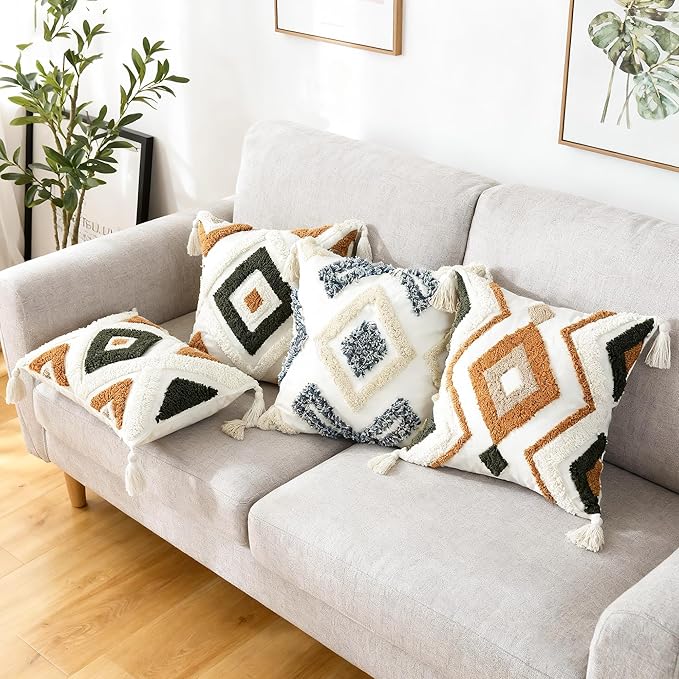 Boho Throw Pillow Covers 18x18 Inch with Tassels, Blue White Tufted Square Pillow Covers Bohemian Farmhouse Decorative Woven Cushion Cover for Couch Sofa Bedroom Living Room Home Decor
