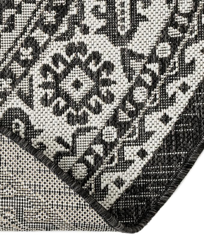 Rugs.com Outdoor Aztec Collection Rug – 13 Ft Round Charcoal Gray Flatweave-Pile Rug Perfect for Kitchens, Dining Rooms