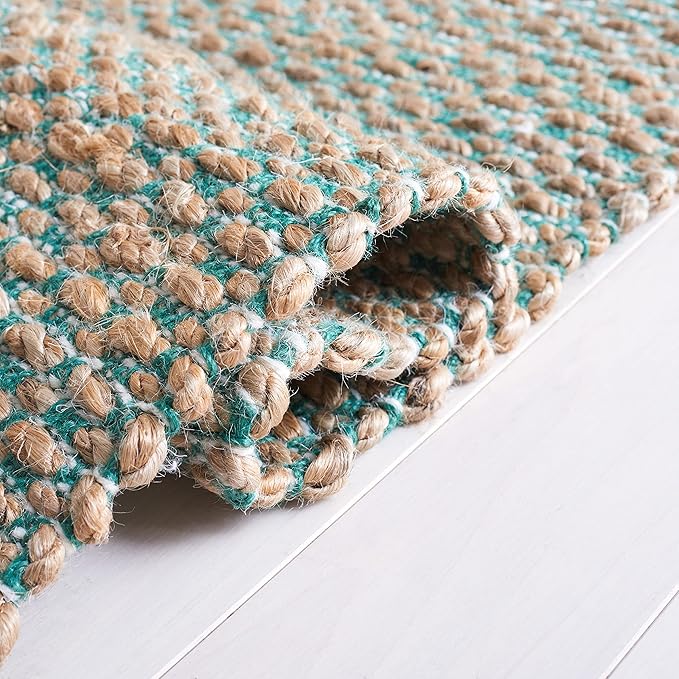 SAFAVIEH Natural Fiber Collection Accent Rug - 3' x 5', Natural & Green, Handmade Farmhouse Boho Coastal Rustic Jute, Ideal for High Traffic Areas in Entryway, Living Room, Bedroom (NF874Y)
