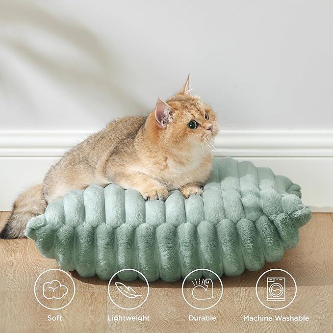 Bedsure Double-Side Striped Throw Pillow Covers 18x18 Set of 2, Spring Fluffy Sage Green Soft Decorative Pillow Covers, Home Decor for Couch Sofa Living Room Bedroom
