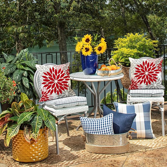 DFXSZ Red Pink Flower Pillow Covers 16x16 Inch Set of 2 Valentines Day Pillow Covers Outdoor Waterproof Decor for Living Room Sofa Patio Funiture Garden Floral Polyester pillowcovers 012F16