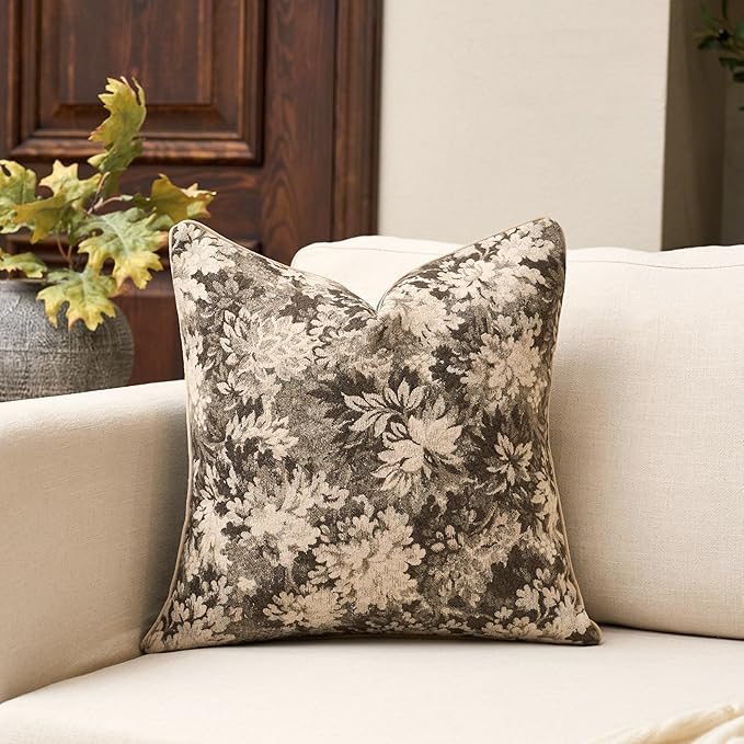 Yangest Neutral Floral Pillow Cover 20 x 20 Inches, Vintage Chenille Square Throw Pillow Cover Soft Decorative Farmhouse Accent Couch Pillow Cover for Living Room Bedroom, Grey