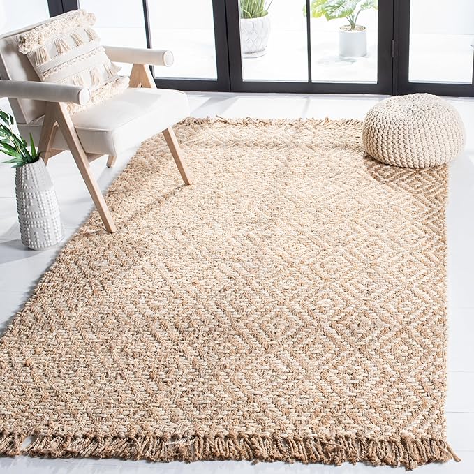 SAFAVIEH Natural Fiber Collection Area Rug - 6' x 9', Ivory & Natural, Handmade Boho Diamond Tassel Jute, Ideal for High Traffic Areas in Living Room, Bedroom (NF266A)