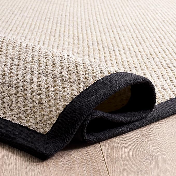 SAFAVIEH Area Rug 8x10 - Natural Fiber Collection - Large - Marble & Black, Sisal, Woven Design with Border (NF143A)