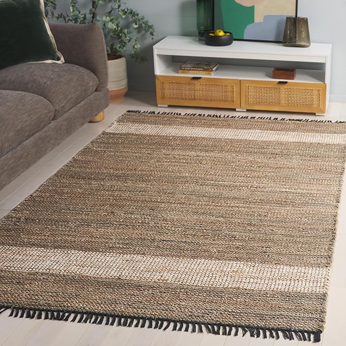 SAFAVIEH Cape Cod Collection Area Rug - 6' x 9', Green & Beige, Handmade Denim & Jute, Ideal for The Living Room, Dining, Bedroom (CAP153Y)